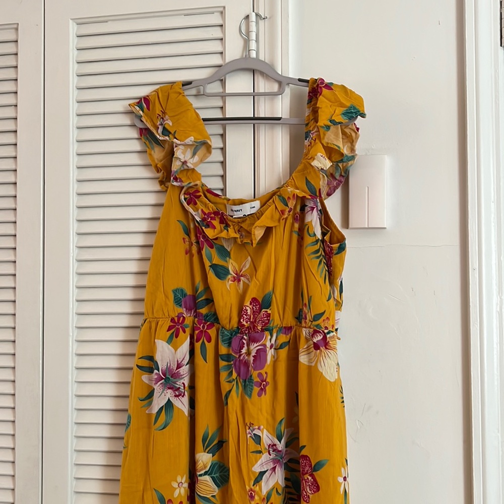 Adorable Old Navy Tropical Floral Off-Shoulder Midi Dress 🌺